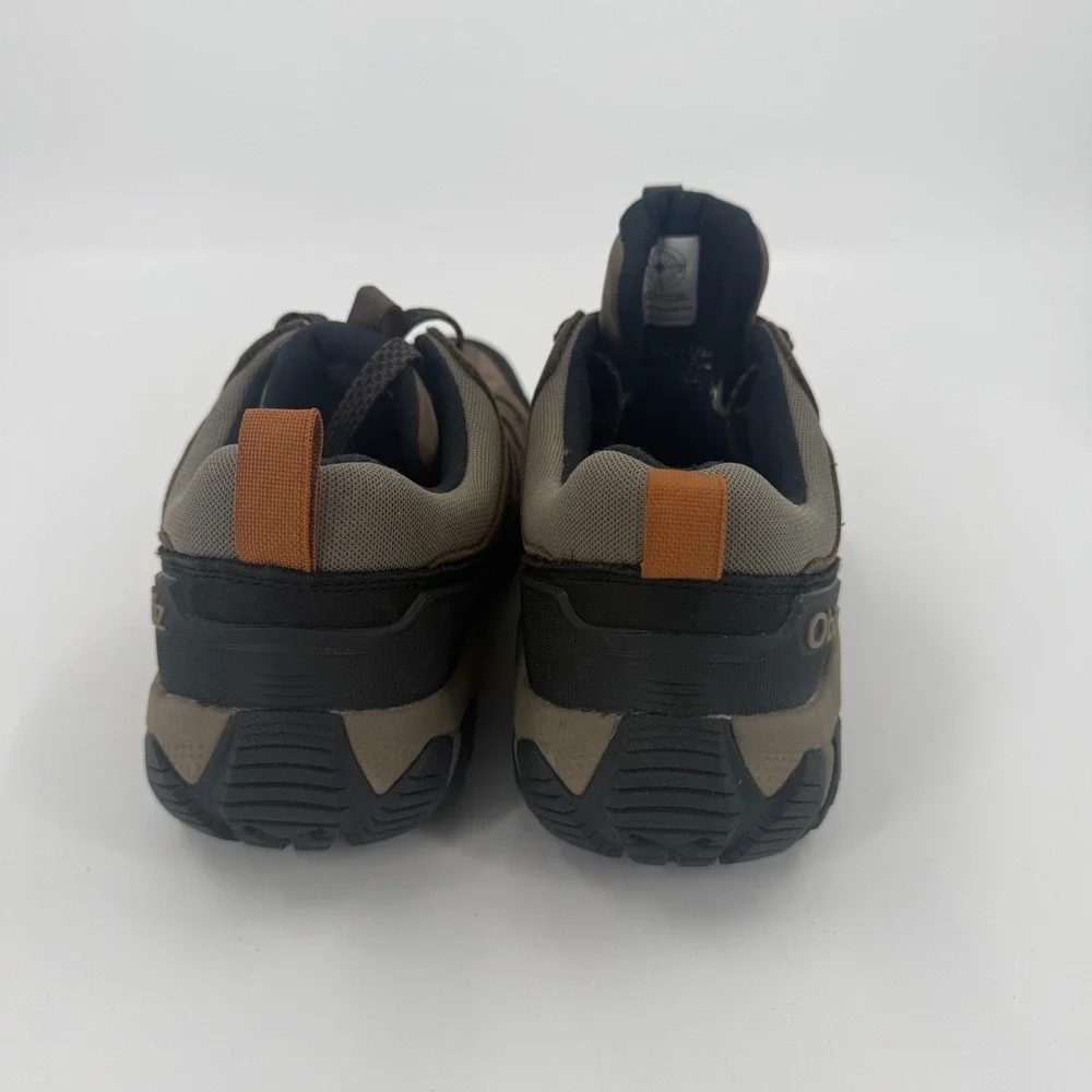 Oboz Footwear shipping ship
